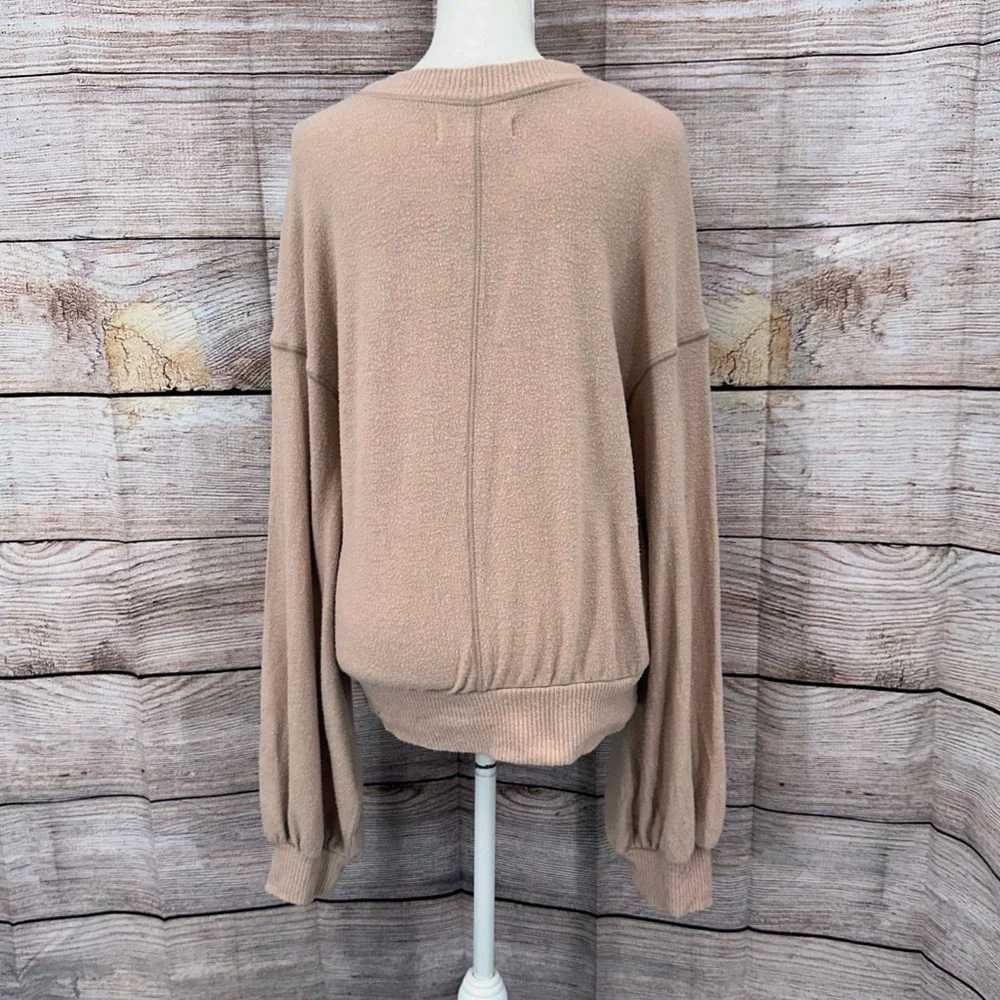 Free People Beach Blush  Crew Neck Sweater Size XS